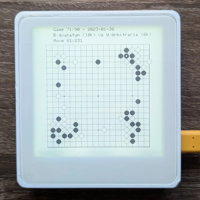 photo of inkplate displaying game